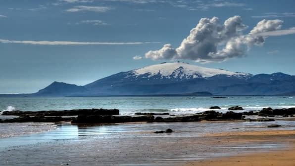 Can a glacier in Iceland run for the president's post?