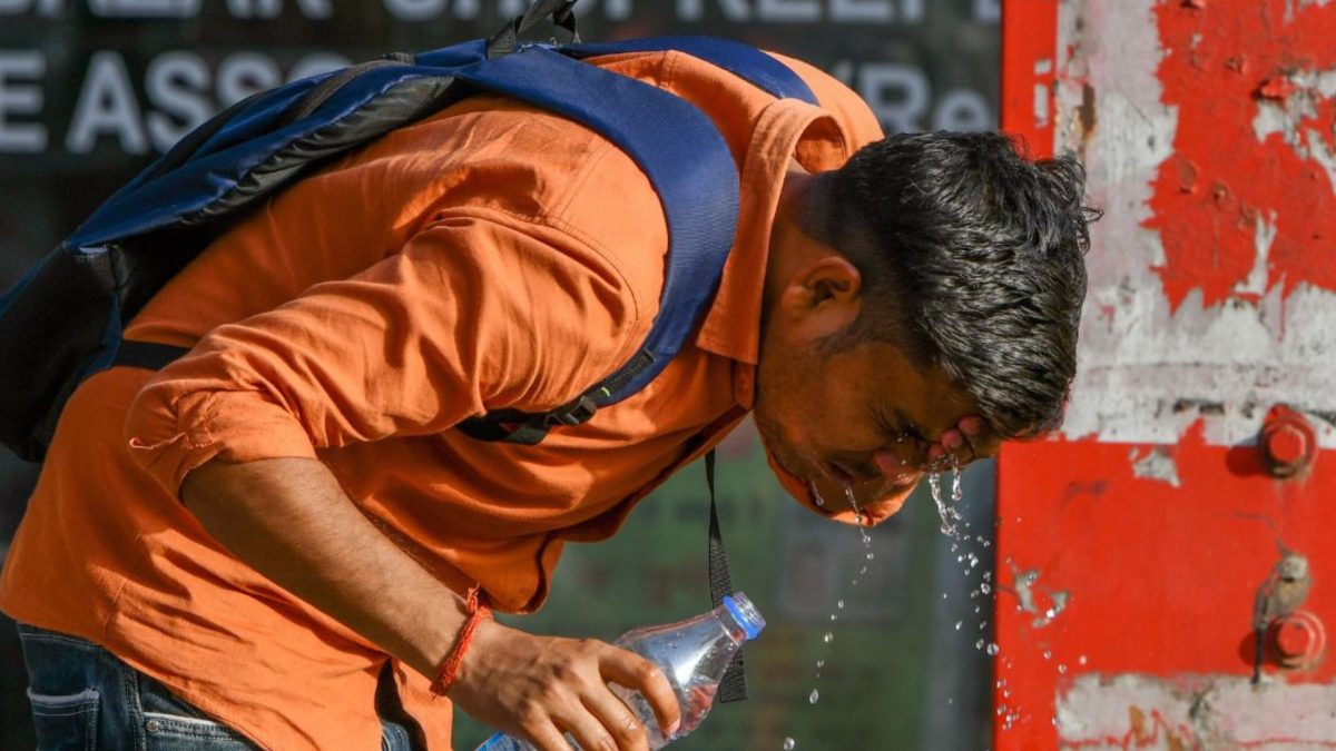 Lok Sabha 2024 poll months to be hotter, heat wave days to double this summer: IMD Lok Sabha 2024 poll months to be hotter, heat wave days to double this summer: IMD