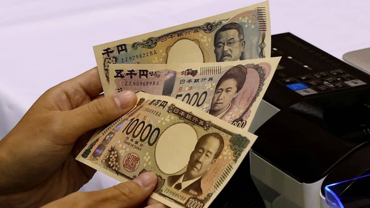 japan currency in nepal