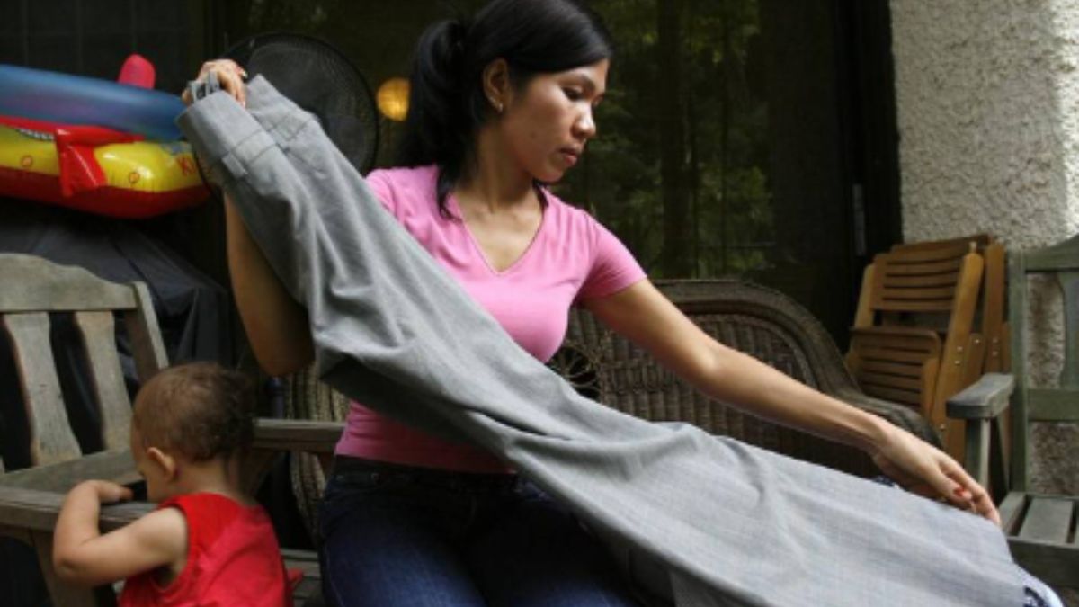 500 foreign maids in Singapore fell victim to scams last year, an increase of 18 per cent from 2022. Representative image. Source: Reuters 500 foreign maids in Singapore fell victim to scams last year, an increase of 18 per cent from 2022. Representative image. Source: Reuters