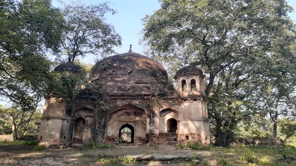 People of present and past in ‘Mango Country’ of Malihabad