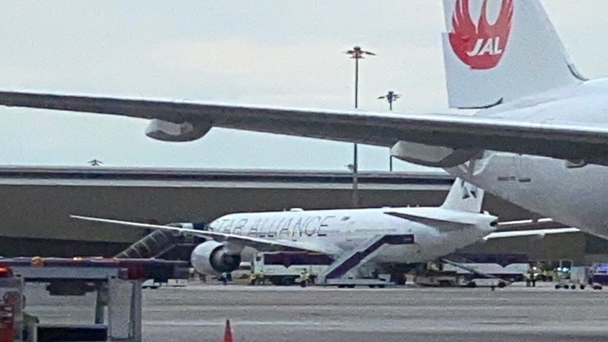 Singapore Airlines horror: What is in-flight turbulence and can pilots avoid it?