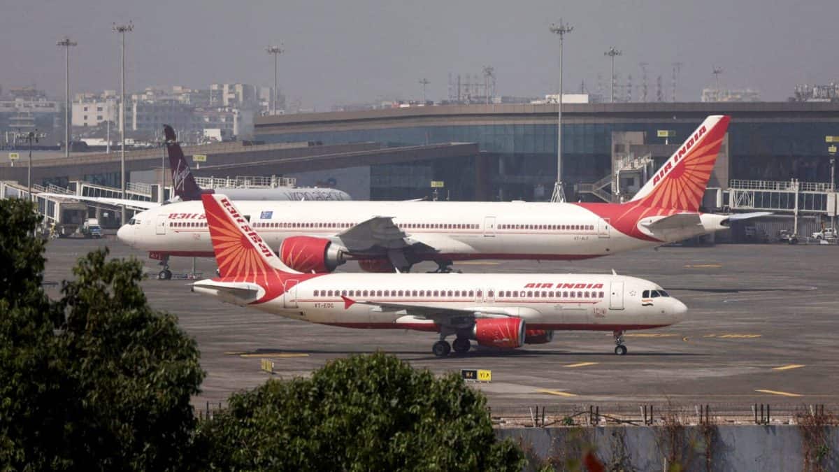 Air India, for first time post-Tata takeover, announces salary hike & performance bonus for pilots: Details - Vimarsana News