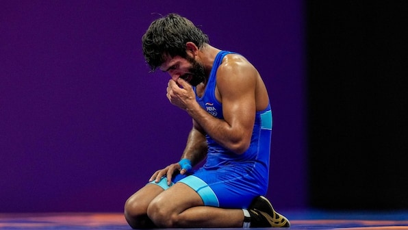 Bajrang Punia suspended again by NADA, served notice of charge