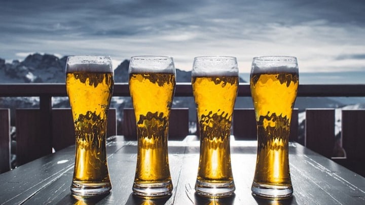 Why beer tastes better when it’s cold. The science explained