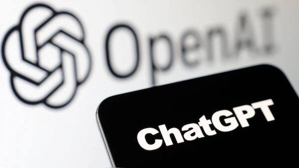 Arizona lawmaker uses ChatGPT to write law that defines deepfakes