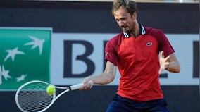 Italian Open: Defending champion Daniil Medvedev out as Iga Swiatek cruises in Rome