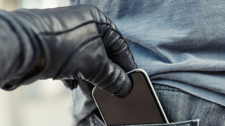 Google’s Theft Detection Lock can now tell Android phones when devices get stolen or snatched