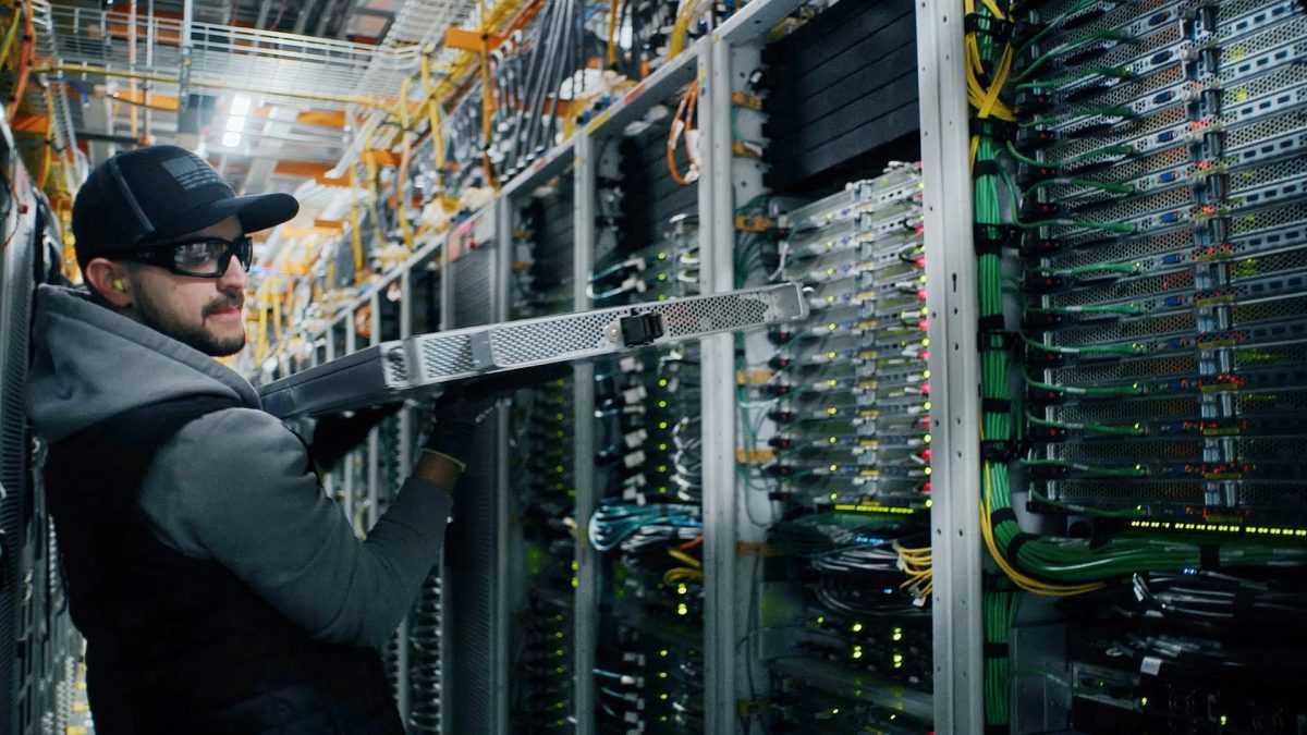 Between 2018 and 2023, India's data centre industry attracted investment commitments exceeding $40 billion. Maharashtra, Uttar Pradesh, West Bengal, and Tamil Nadu emerged as top states investment commitments. Image Credit: AWS Between 2018 and 2023, India's data centre industry attracted investment commitments exceeding $40 billion. Maharashtra, Uttar Pradesh, West Bengal, and Tamil Nadu emerged as top states investment commitments. Image Credit: AWS