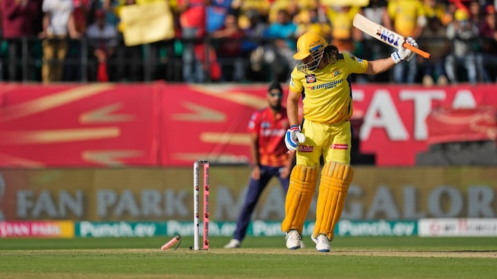 Watch: Harshal Patel castles MS Dhoni for a golden duck, leaves CSK fans at Dharamsala stunned
