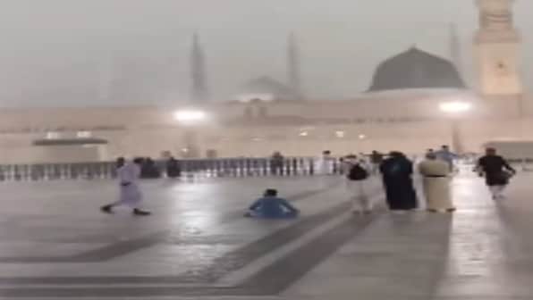 WATCH: Floods, heavy rains hit Saudi Arabia's holy city Medina