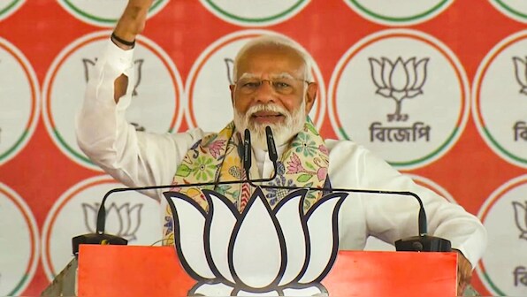 They are talking merging parties out of fear that they won't win enough seats to even be a recognised Opposition: PM Modi