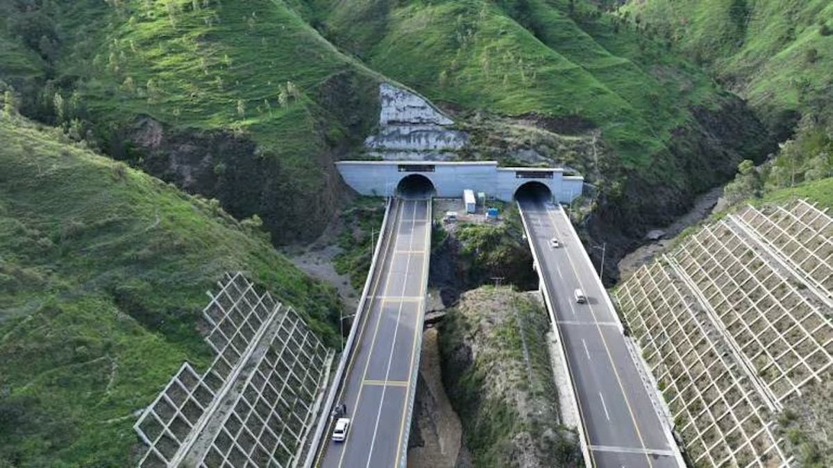 China does not want any Indian bids to maximise New Delhi's connectivity interests, which may seriously affect Beijing's vital regional strategic and economic interests. Representational image China does not want any Indian bids to maximise New Delhi's connectivity interests, which may seriously affect Beijing's vital regional strategic and economic interests. Representational image