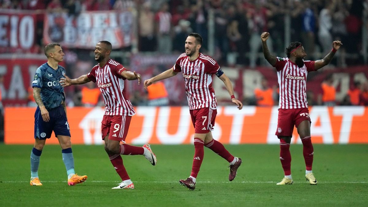 Spectacular Vallecano Ease Past Strasbourg To Reach First European Final Artwork in 4K Spectacular Vallecano Ease Past Strasbourg To Reach First European Final Artwork in 4K