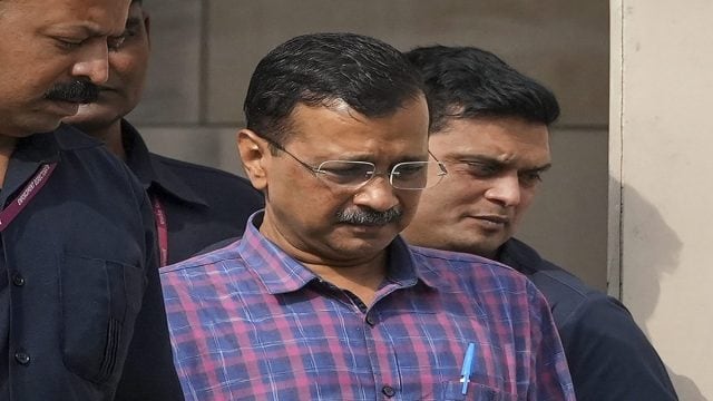 Will Delhi police interrogate Kejriwal's parents in Swati Maliwal ...