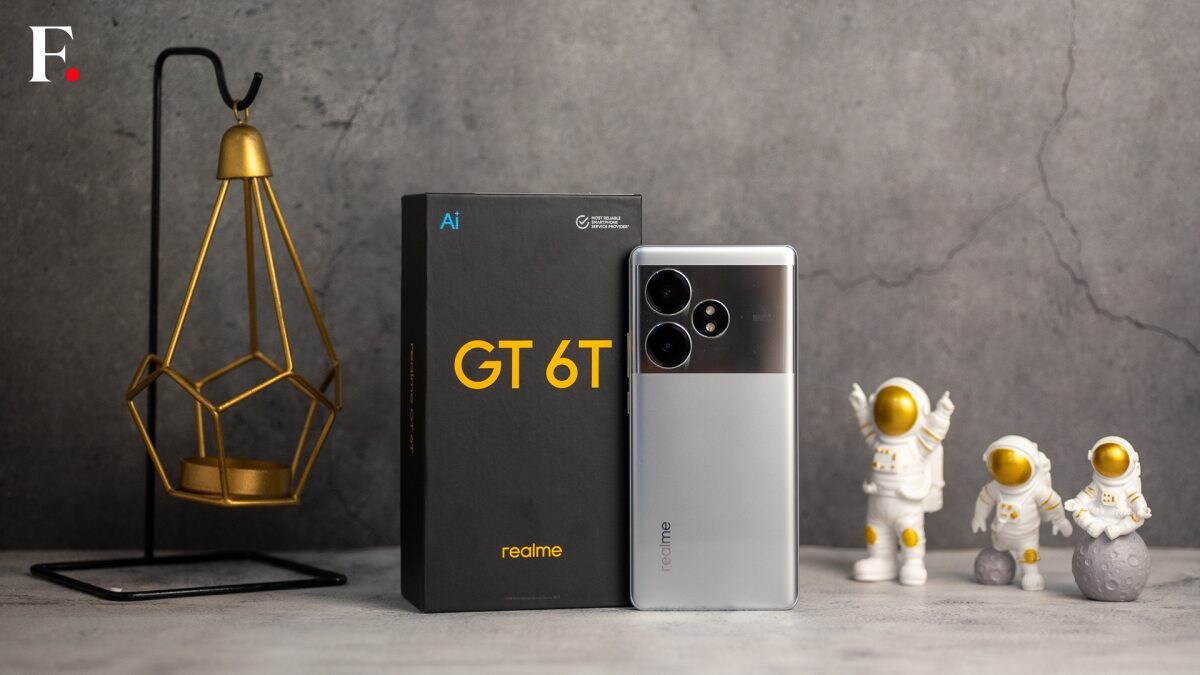 Realme GT 6T Review: Featherweight price, heavyweight performance ...