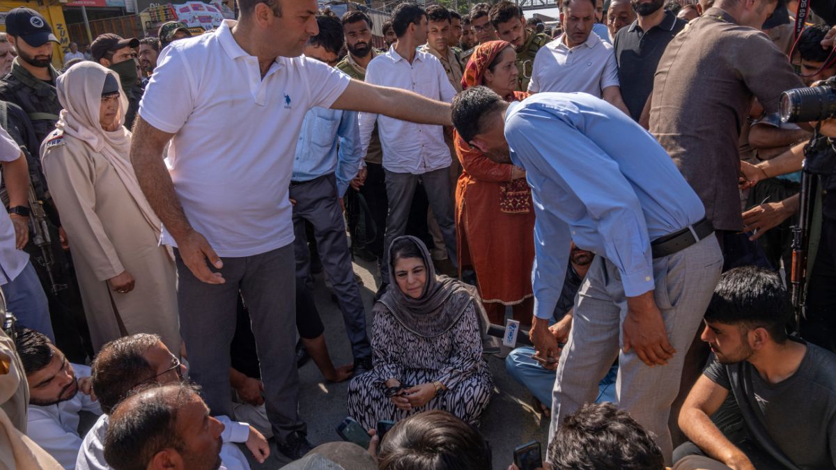 Jammu and Kashmir Peoples Democratic Party(PDP) President Mehbooba Mufti, center, blocks a road with her supporters as she protests against the alleged detention of her party workers ahead of the sixth round of polling in India's national election in Bijehara, south of Srinagar, Indian controlled Kashmir, Saturday, May 25, 2024.- AP Jammu and Kashmir Peoples Democratic Party(PDP) President Mehbooba Mufti, center, blocks a road with her supporters as she protests against the alleged detention of her party workers ahead of the sixth round of polling in India's national election in Bijehara, south of Srinagar, Indian controlled Kashmir, Saturday, May 25, 2024.- AP