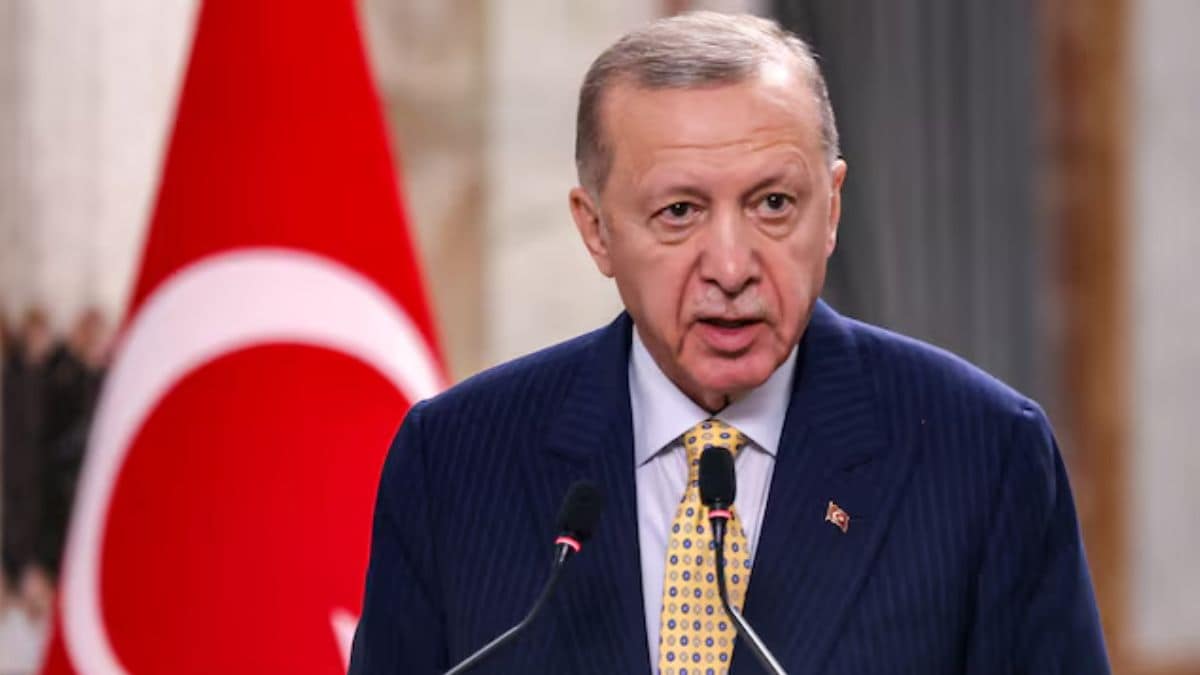 Turkey's Erdogan Accuses Israel Of 'expansionism', Calls For Emergency ...