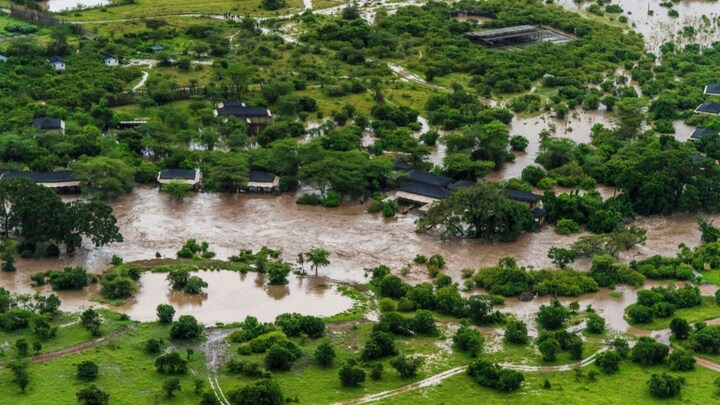 Kenya floods: Toll rises to 181, tourists evacuated from Maasai Mara reserve amid heavy rain