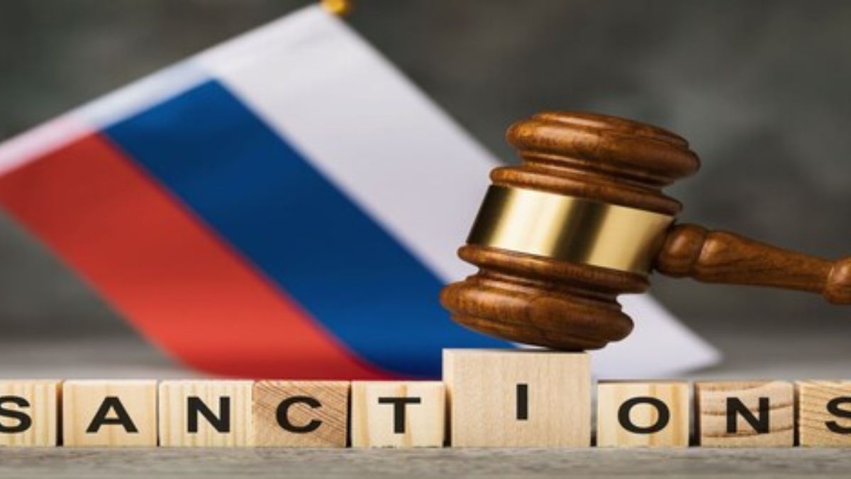 US imposes sanctions on hundreds of firms, countries linked to Russia's weapons development program US imposes sanctions on hundreds of firms, countries linked to Russia's weapons development program