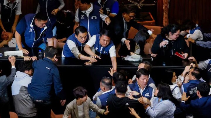 Watch: Taiwan lawmakers exchange blows. Dispute? How to make parliament better