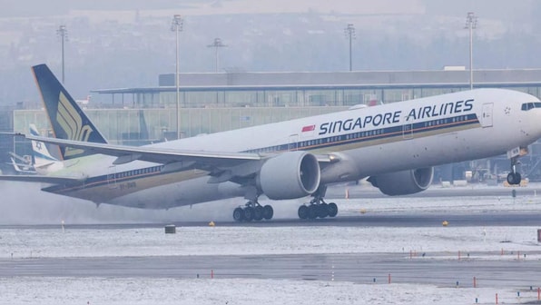 22 spinal, 6 brain injuries confirmed in Singapore Airlines plane hit by severe turbulence