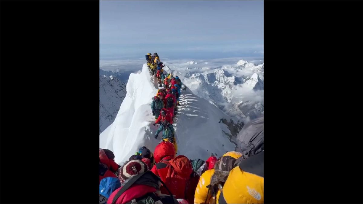 Watch: Video of 'traffic jam' at Mt Everest goes viral after 2 climbers ...