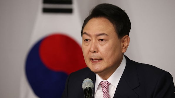 South Korea’s Yoon Suk-yeol embarks on first Singapore visit since taking office