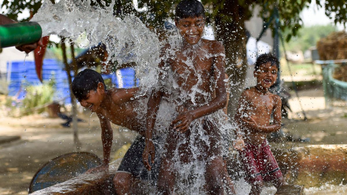 Mercury may hit 45 deg C in Delhi, heatwave alert for northwest India Mercury may hit 45 deg C in Delhi, heatwave alert for northwest India