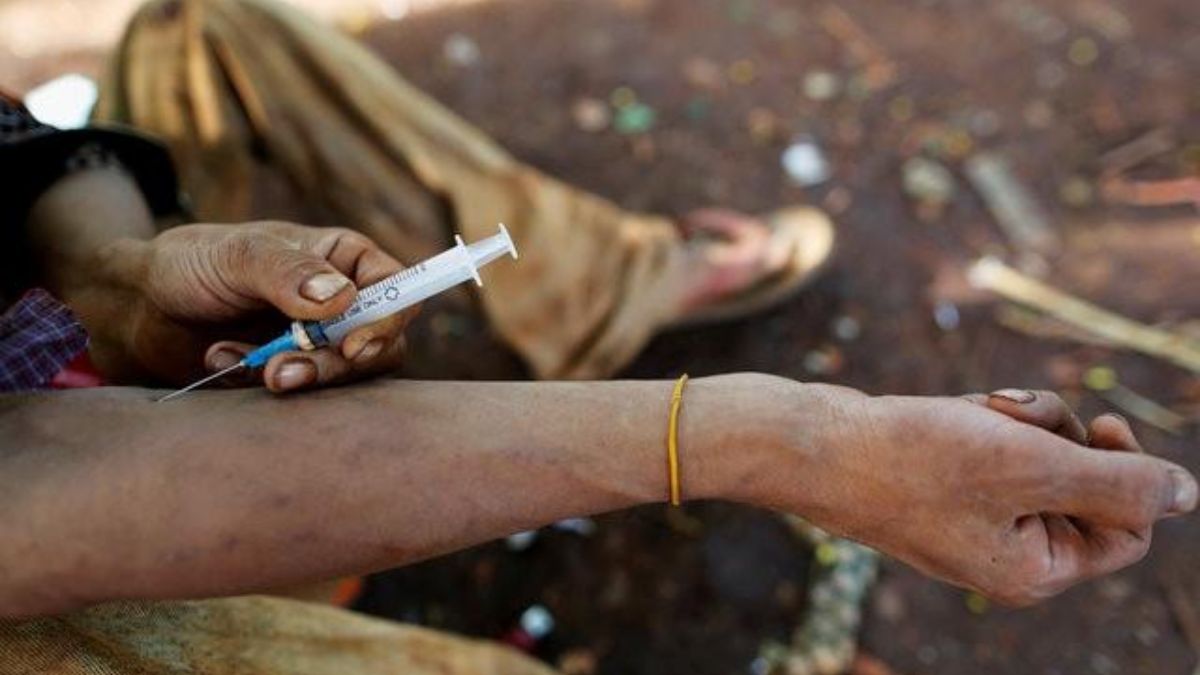 Pakistan province to start drug tests in all schools after cases of crystal meth rise Pakistan province to start drug tests in all schools after cases of crystal meth rise