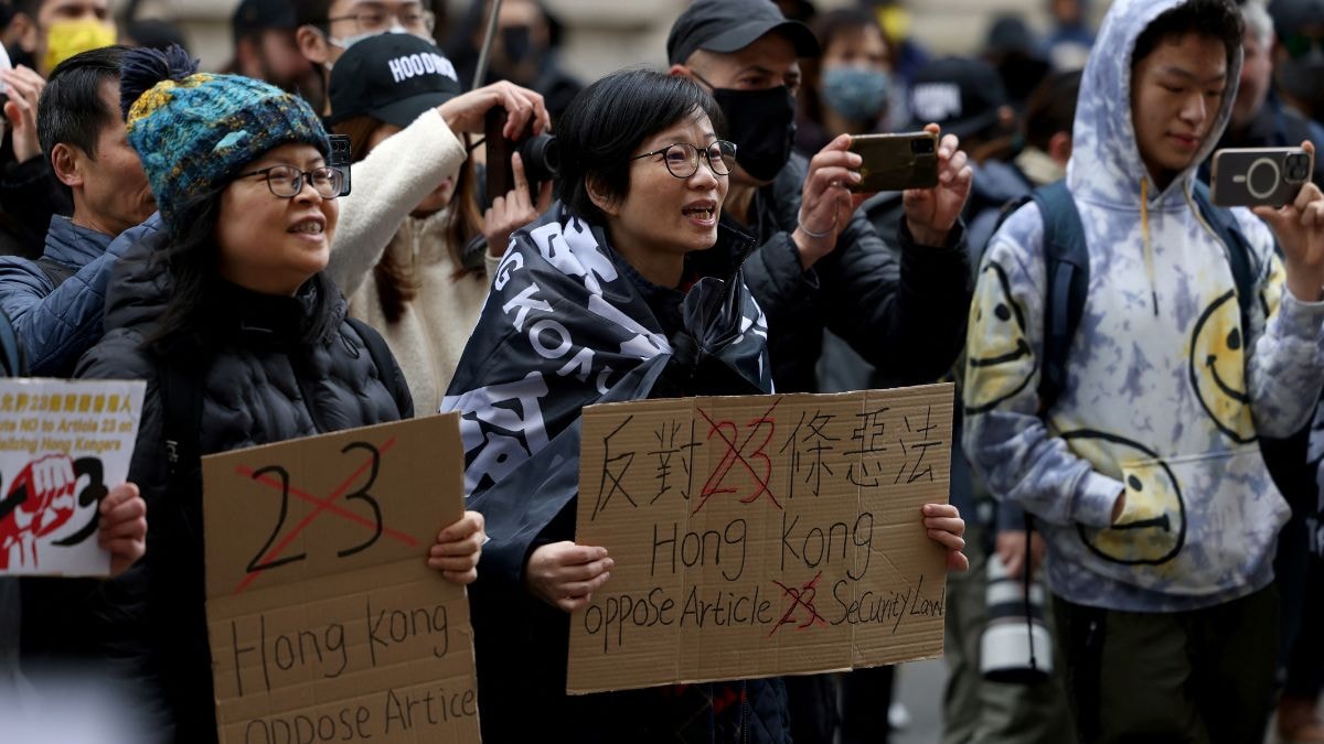 Hong Kong Police Arrest 6 People Accused Of Violating The Citys New