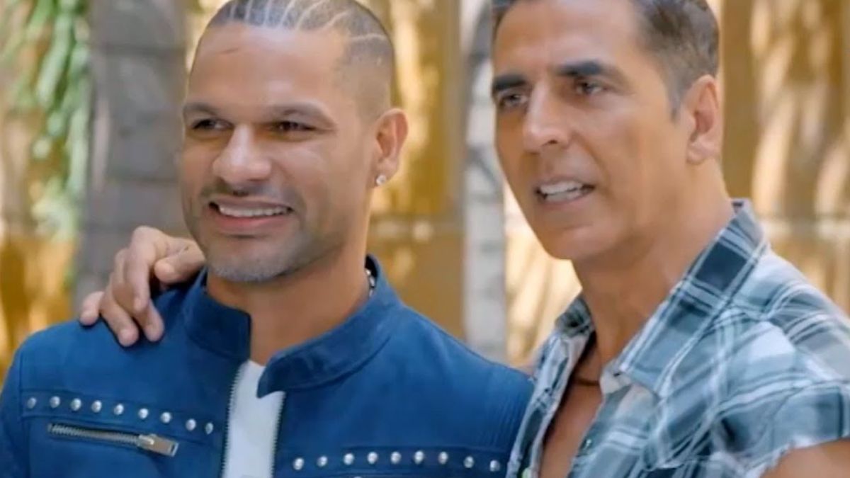 WATCH: Akshay Kumar joins Shikhar Dhawan on premiere episode of cricketer's show 