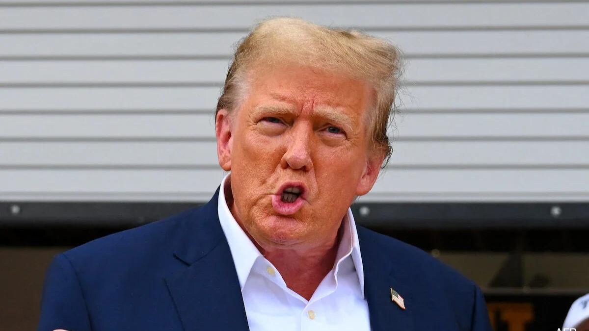 White House slams Donald Trump over 'anti-semitic' post