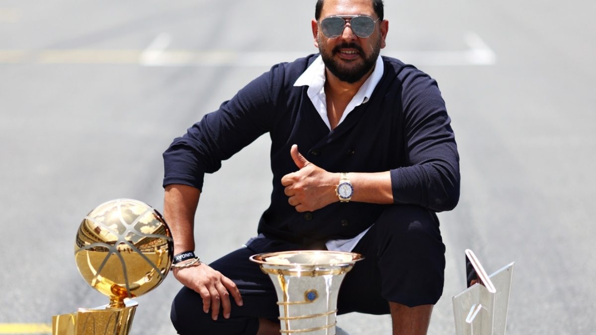 Rohit Sharma deserves a World Cup trophy: Yuvraj Singh Rohit Sharma deserves a World Cup trophy: Yuvraj Singh