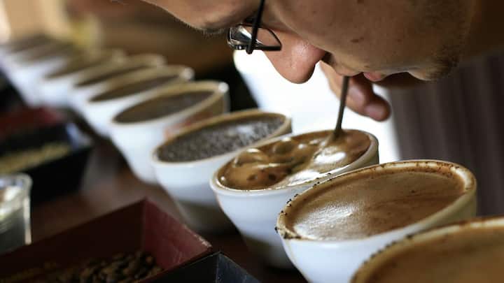 How are Yemen's Houthi rebels driving up coffee prices in Europe?