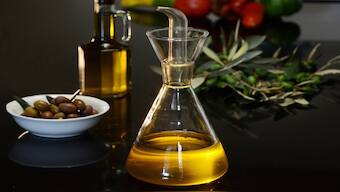 Olive oil has monounsaturated fats, particularly oleic acid, which supports brain function and prevents cognitive decline. Pixabay/Representative Image