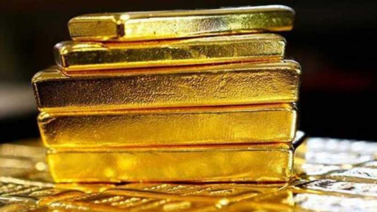 RBI flew 100 tons of gold from UK to India and more may be on its way RBI flew 100 tons of gold from UK to India and more may be on its way