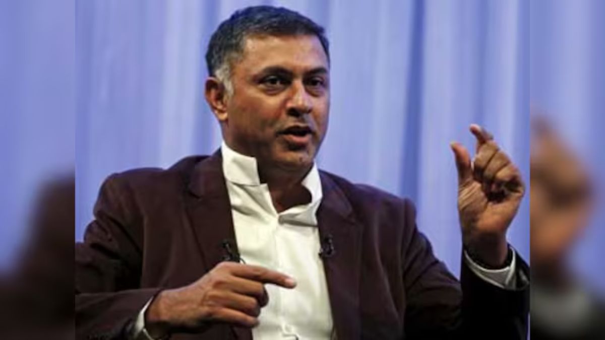 Quicksplained: Who is Nikesh Arora, the Indian-origin CEO who earns more than Sundar Pichai and Mark Zuckerberg? Quicksplained: Who is Nikesh Arora, the Indian-origin CEO who earns more than Sundar Pichai and Mark Zuckerberg?