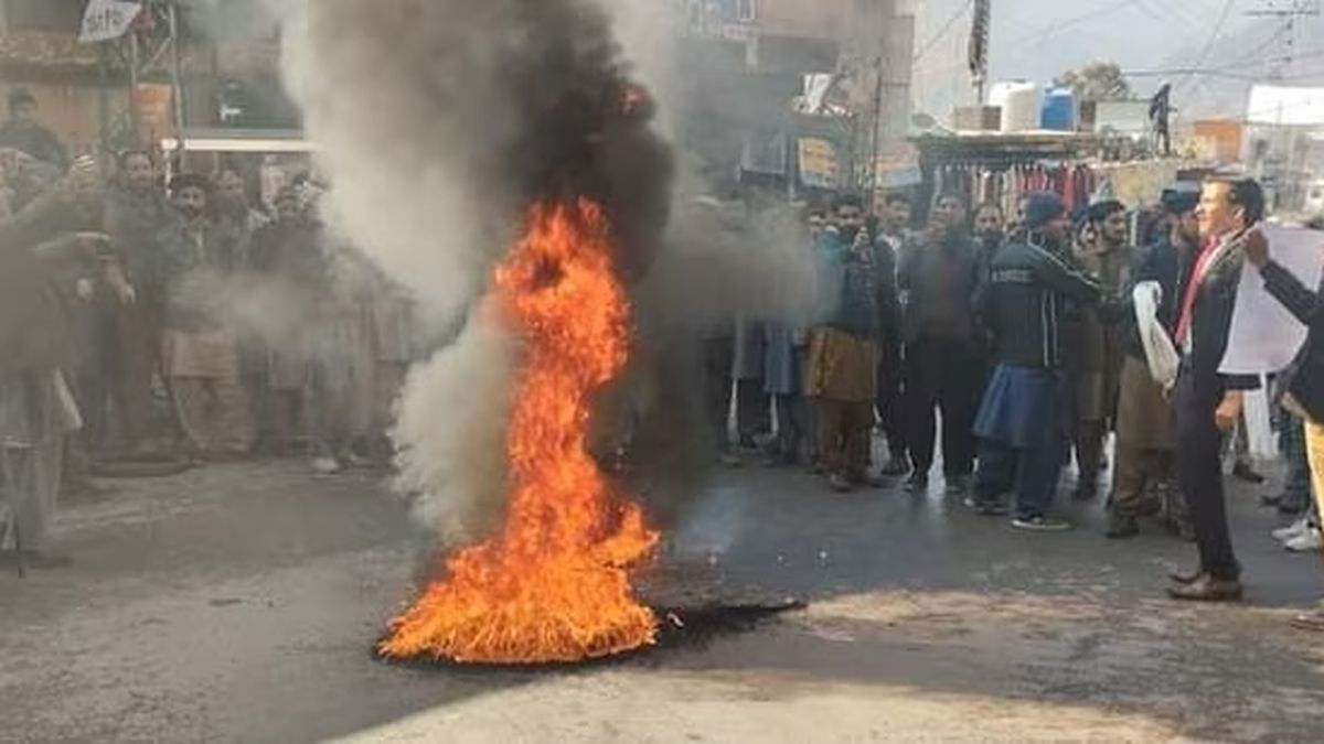On Saturday, protests in PoK's Muzaffarabad turned violent, leading to the death of one police personnel and causing injuries to many others. ANI On Saturday, protests in PoK's Muzaffarabad turned violent, leading to the death of one police personnel and causing injuries to many others. ANI