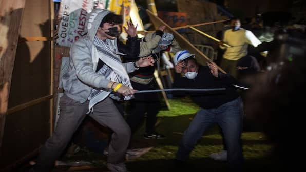 How pro-Palestine protest at California's UCLA turned into a violent brawl  – Firstpost