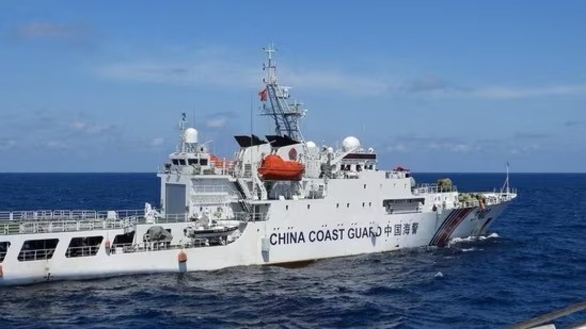A China Coast Guard vessel manoeuvres near Philippine Coast Guard vessel BRP Teresa Magbanua near Scarborough Shoal in the South China Sea. Image: REUTERS A China Coast Guard vessel manoeuvres near Philippine Coast Guard vessel BRP Teresa Magbanua near Scarborough Shoal in the South China Sea. Image: REUTERS