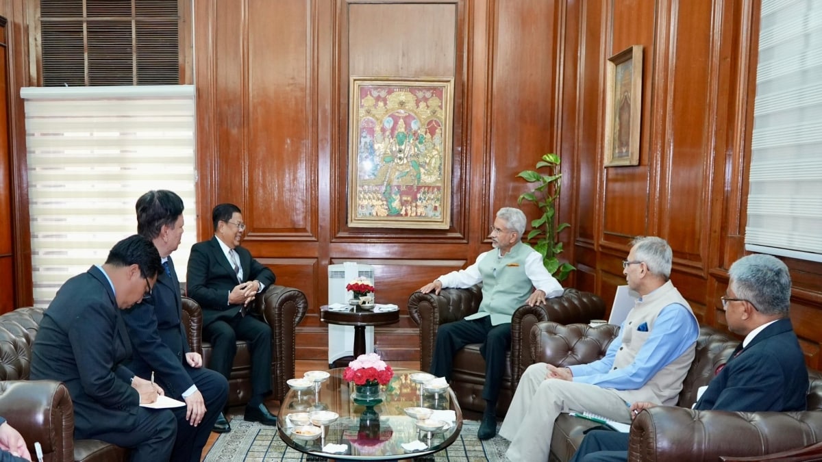 Jaishankar meets Myanmar's Deputy PM U Than Shwe, raises issue of Indian nationals trapped in Myawaddy