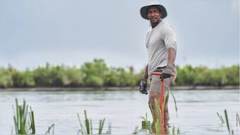 No shield required: ‘Captain America’ star Anthony Mackie’s own super power is swimming with sharks