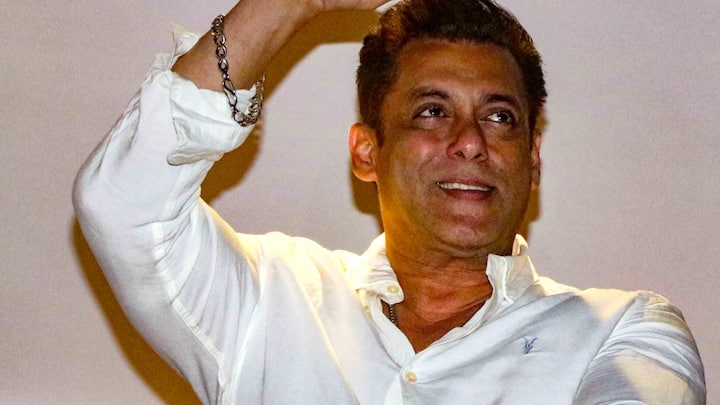 Who is the Noida tattoo artist arrested for issuing death threat to Salman Khan?