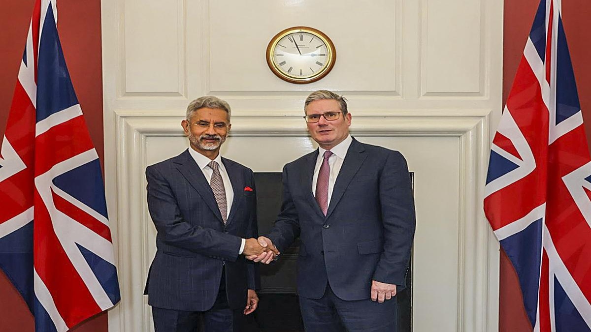 Foreign Minister Jaishankar with Labour Party Leader Kier Starmer. PTI Foreign Minister Jaishankar with Labour Party Leader Kier Starmer. PTI