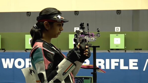  Esha Singh stays in medal contention in Munich; Ramita Jindal finishes sixth in women’s 10m air rifle