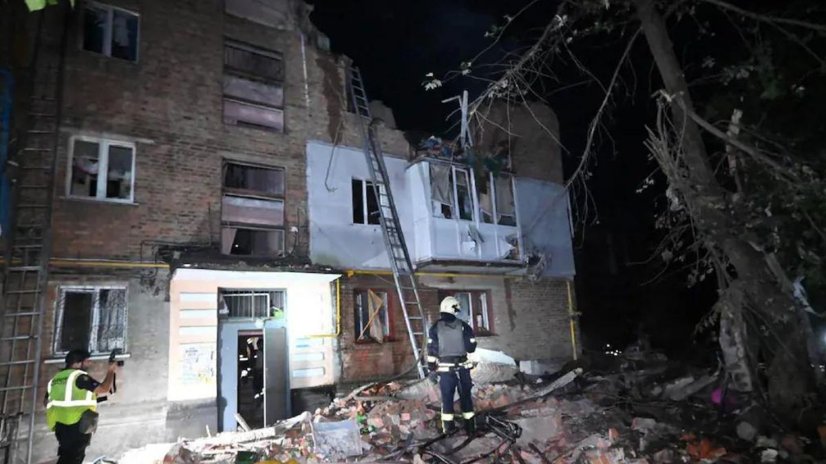 In southern Zaporizhzhia, Russian shelling killed one civilian and destroyed residential buildings and infrastructure, according to the regional military administration Image Courtesy AFP In southern Zaporizhzhia, Russian shelling killed one civilian and destroyed residential buildings and infrastructure, according to the regional military administration Image Courtesy AFP