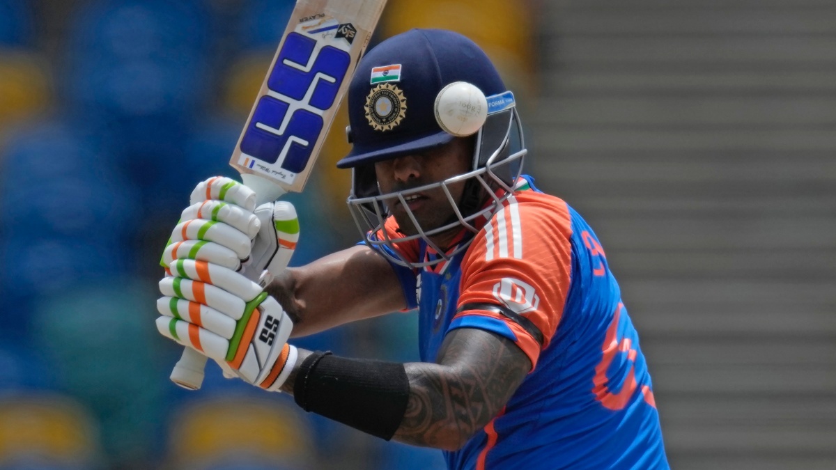 Suryakumar Yadav emerges dark horse in race to India T20I captaincy, set to pip Hardik Pandya: Report Suryakumar Yadav emerges dark horse in race to India T20I captaincy, set to pip Hardik Pandya: Report