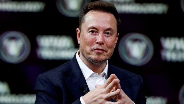 Tesla shareholders overwhelmingly approve Elon Musk’s $56bn pay package, claims CEO