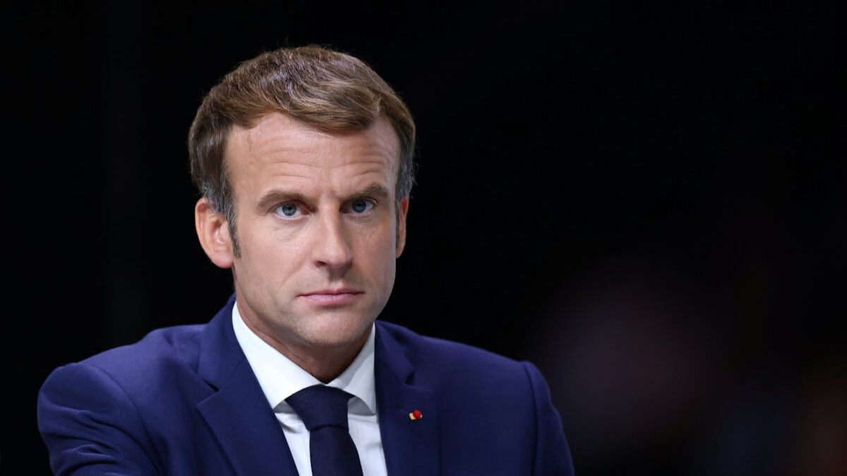 France Elections: Macron's centrists stare at rout as leftists converge & far-right surges France Elections: Macron's centrists stare at rout as leftists converge & far-right surges